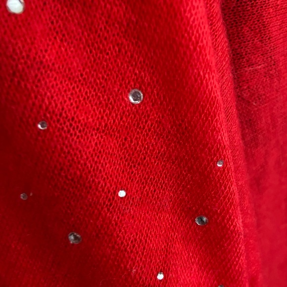 Acrylic Red Scarf with Sequin details - Picture 3 of 6